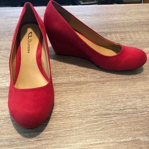 Chinese Laundry Chili Red wedge shoes